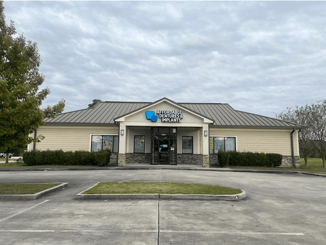Exterior of Affordable Dentures & Implants in Baton Rouge, LA